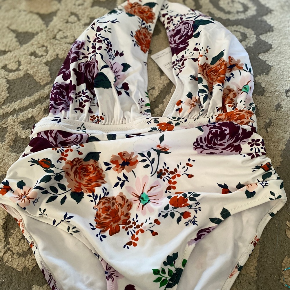 Brand new with tags cupshe one piece